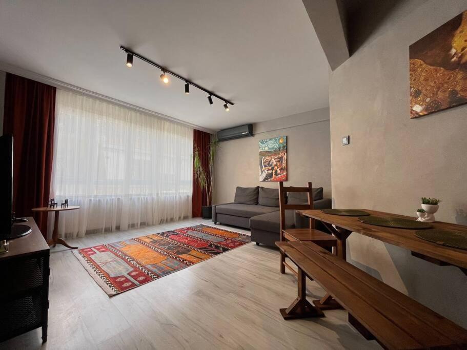 Central & Cosy Flat For 4 Person Istanbul Exterior photo